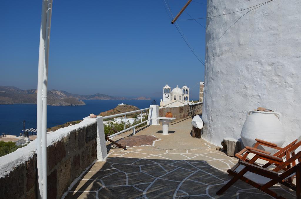 Milos Vaos Windmill Πλάκα Μήλου Εξωτερικό φωτογραφία